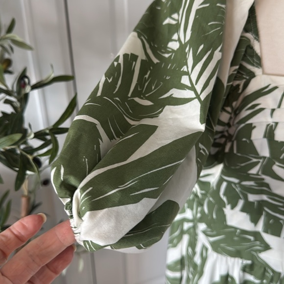 NWT Abercrombie & Fitch Emerson Poplin Puff Sleeve Midi Dress Green Floral XL - Picture 6 of 10